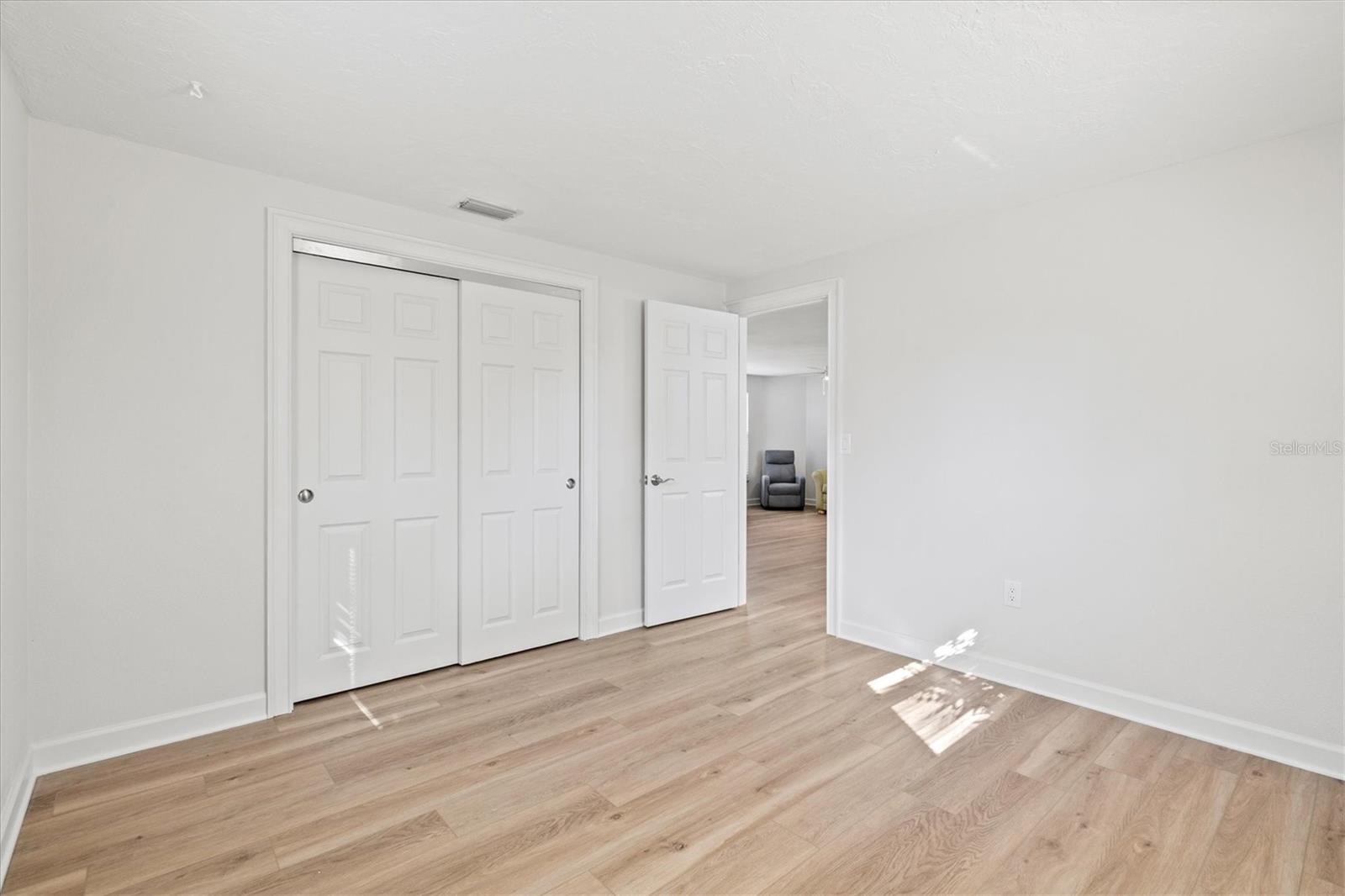 Image 30 of 69 For 612 Frances Street