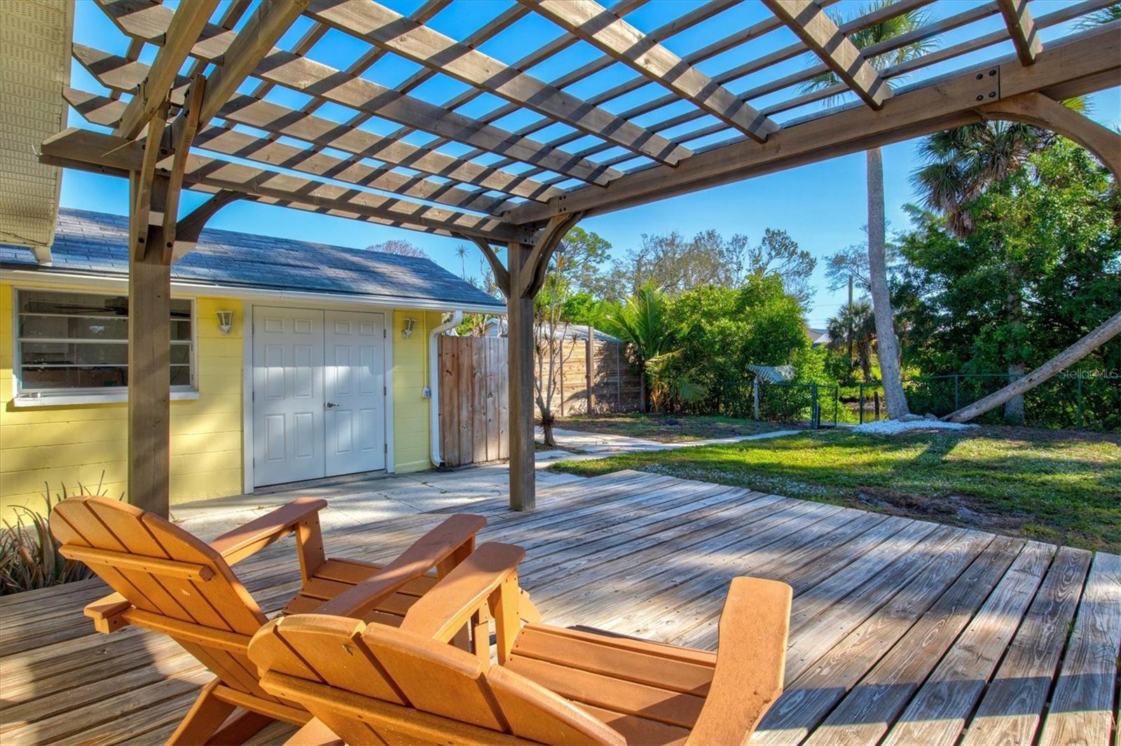 Image 34 of 69 For 612 Frances Street