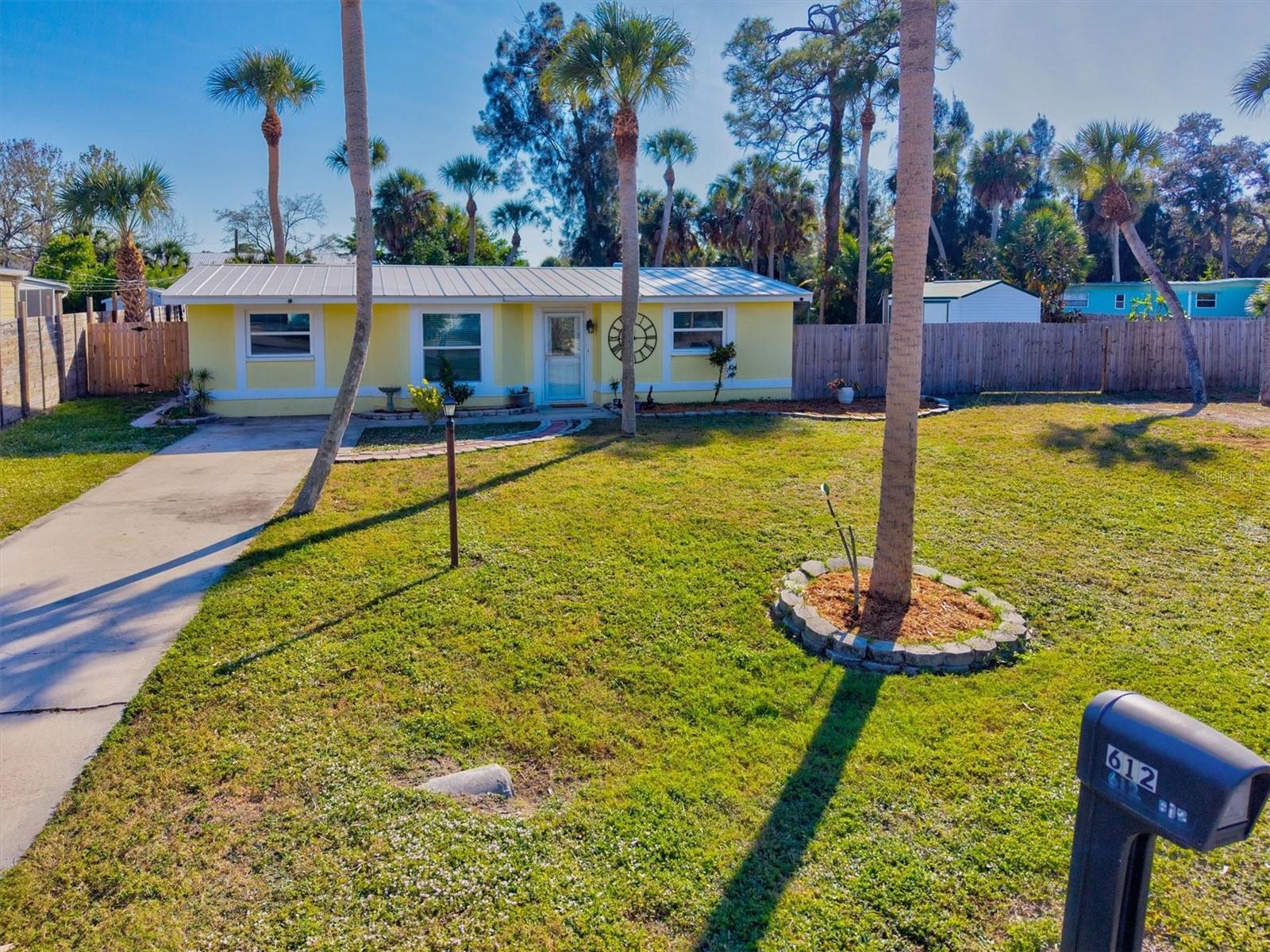 Image 55 of 69 For 612 Frances Street