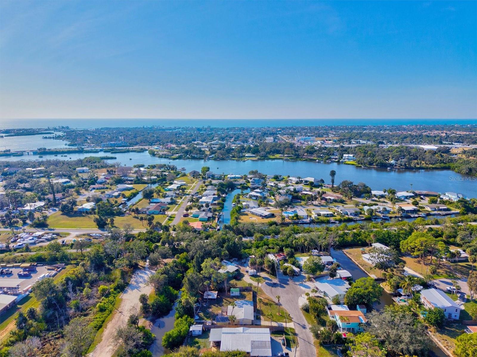 Image 60 of 69 For 612 Frances Street