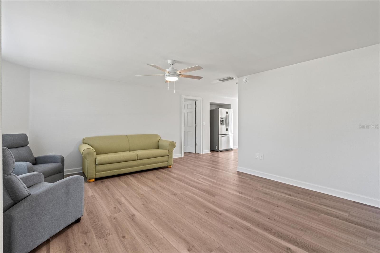 Image 9 of 69 For 612 Frances Street