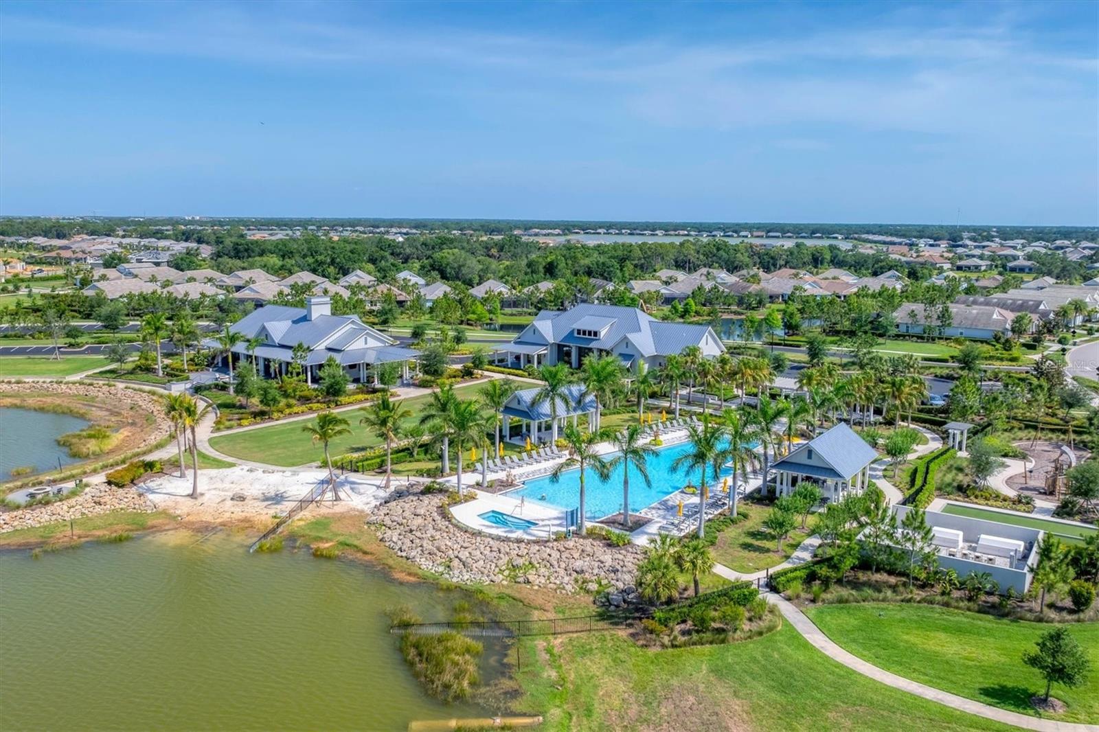 Image 32 of 40 For 1027 Waterline Court