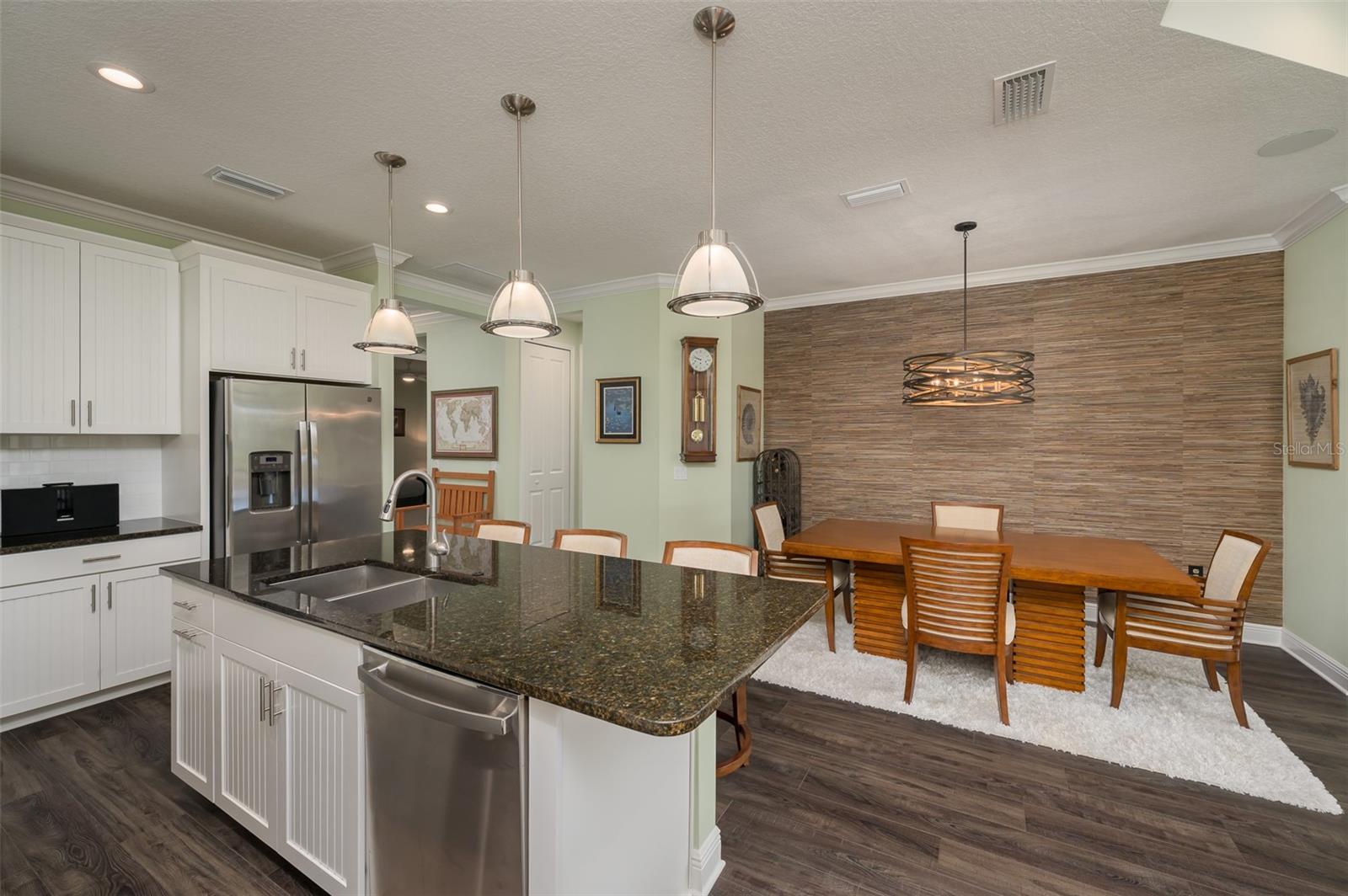 Image 11 of 32 For 2726 Sapphire Blue Lane