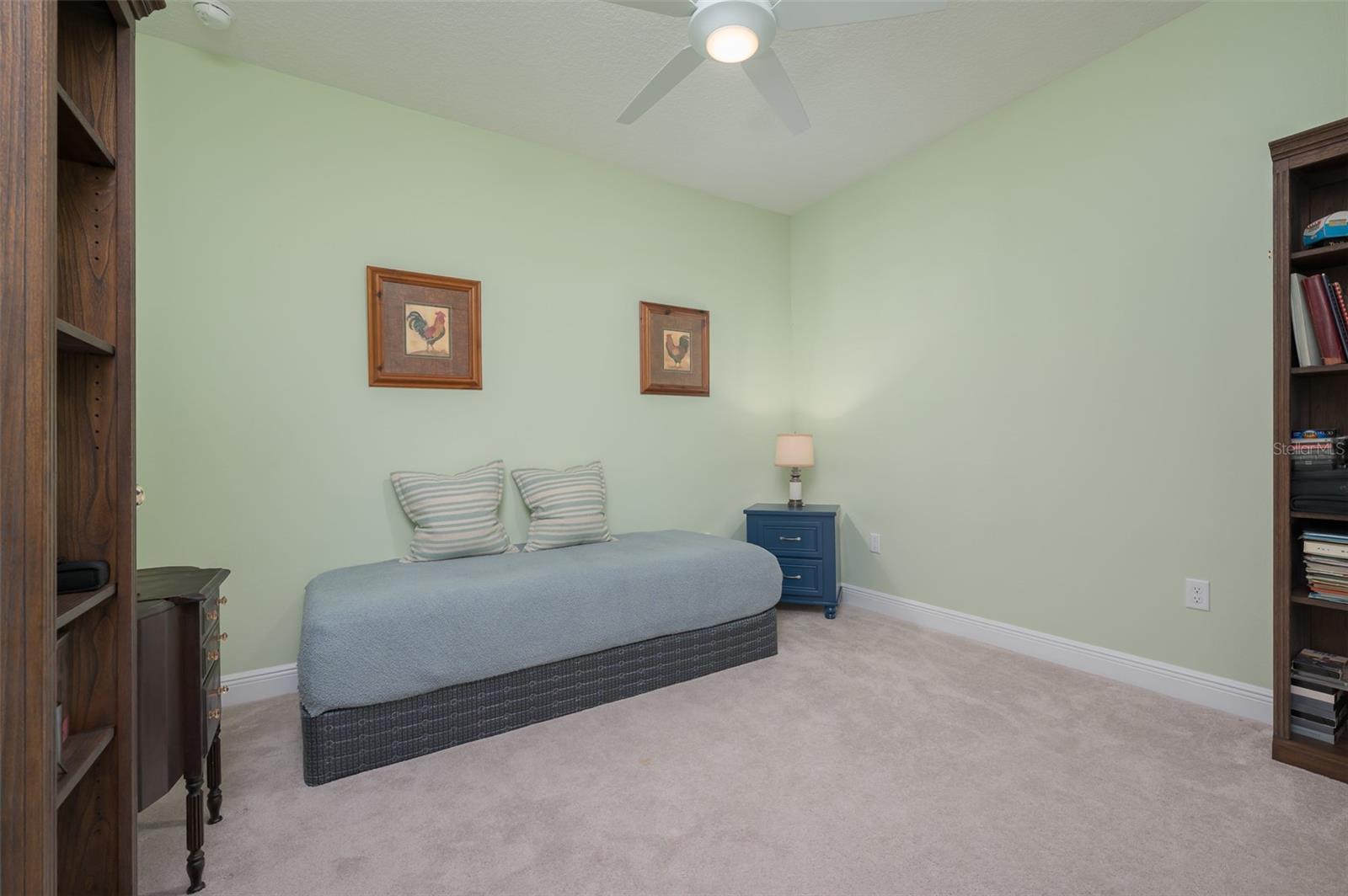 Image 18 of 32 For 2726 Sapphire Blue Lane