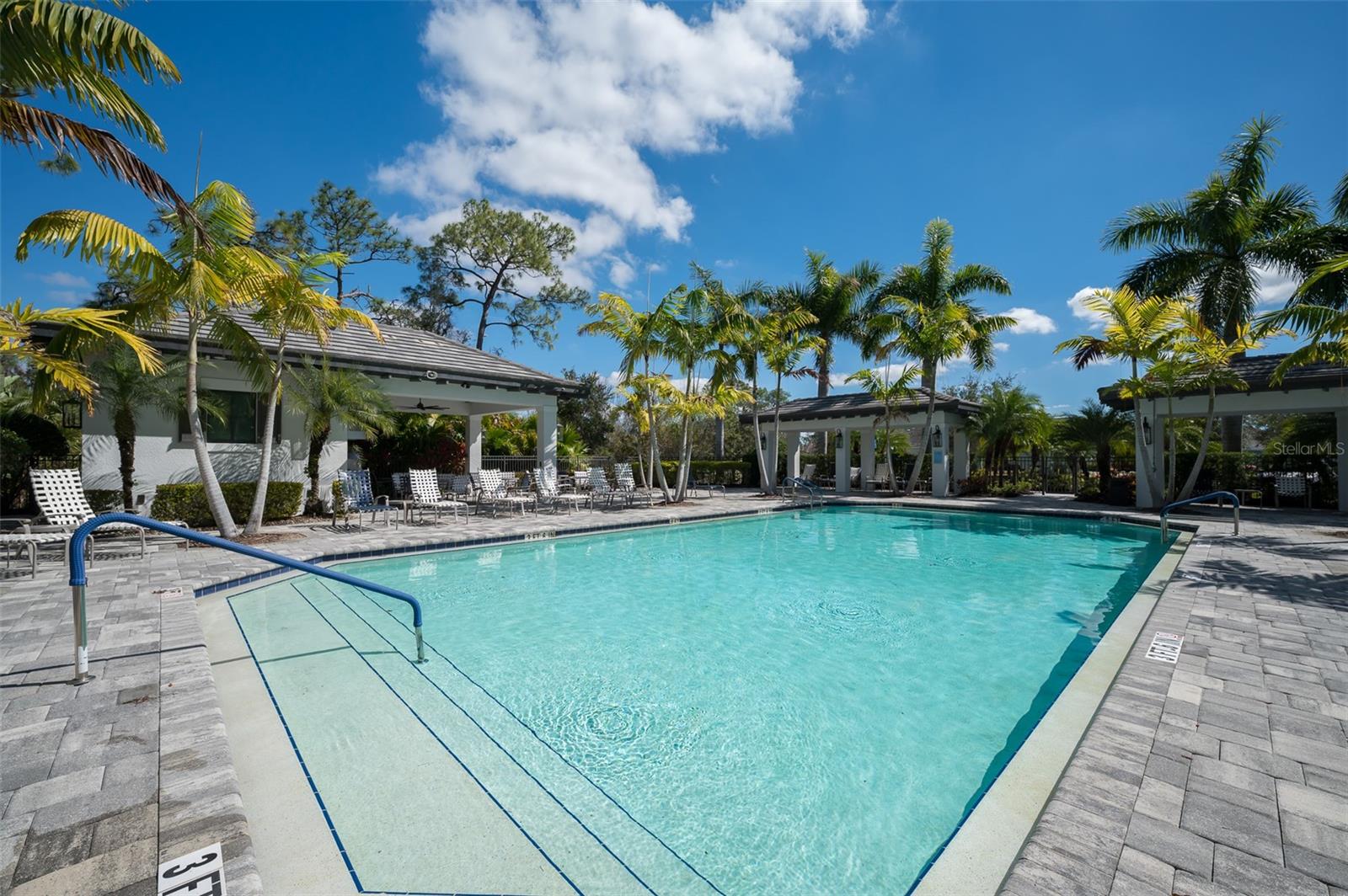 Image 23 of 32 For 2726 Sapphire Blue Lane