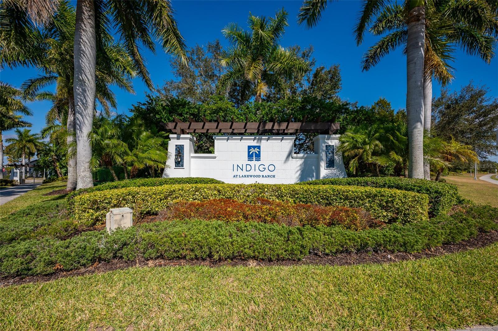 Image 25 of 32 For 2726 Sapphire Blue Lane