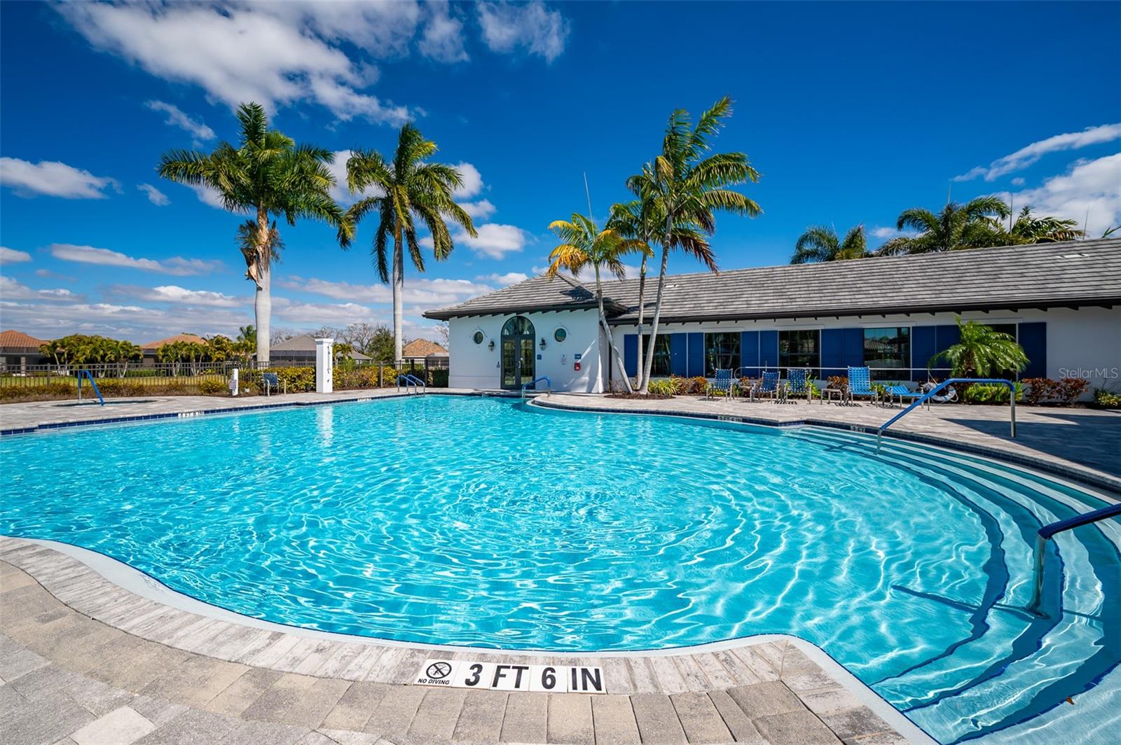 Image 27 of 32 For 2726 Sapphire Blue Lane