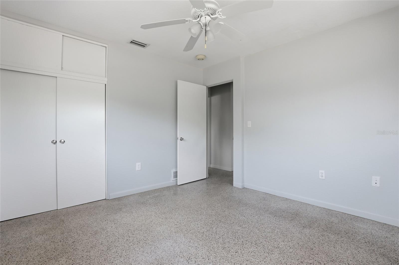 Image 14 of 31 For 2227 Grove Street