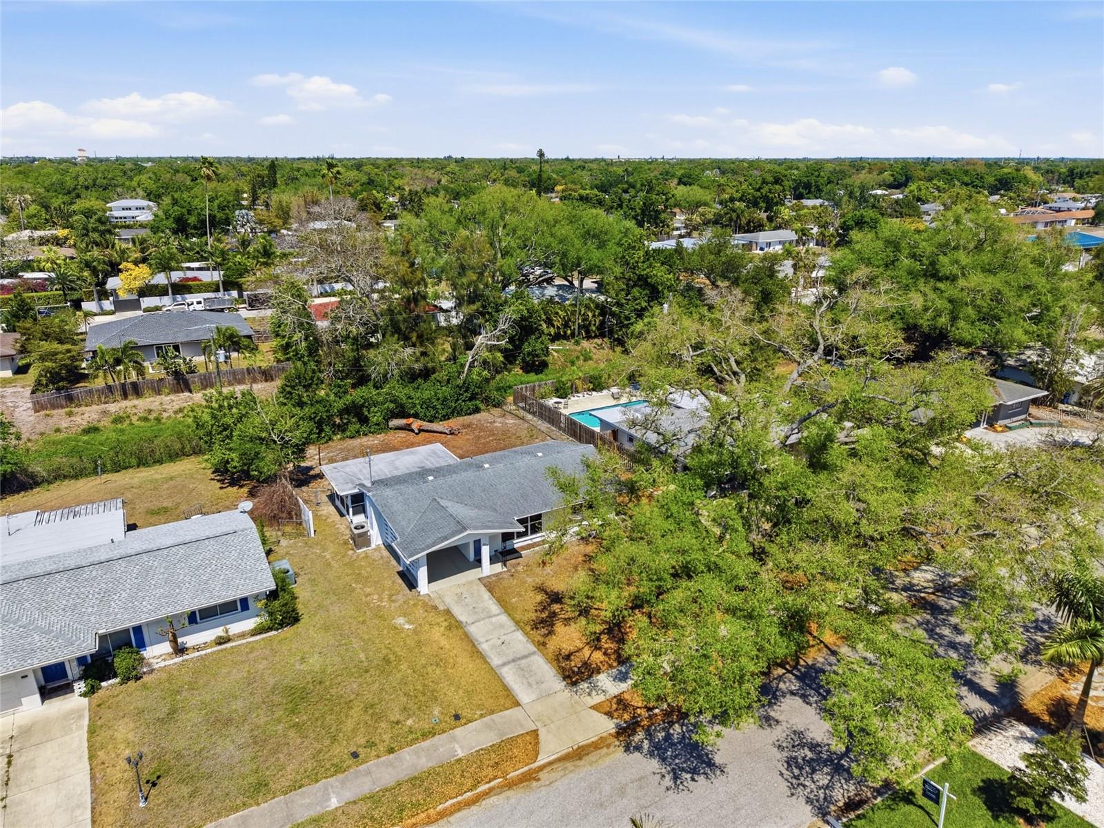 Image 26 of 31 For 2227 Grove Street