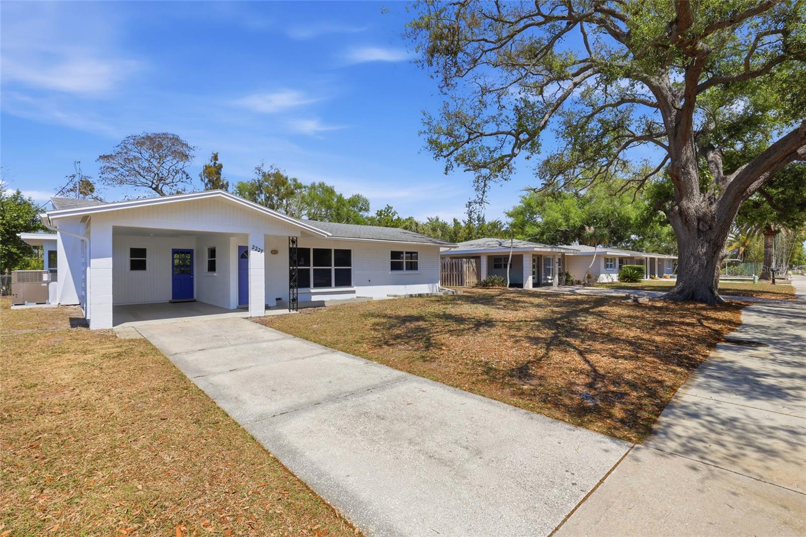 Image 3 of 31 For 2227 Grove Street