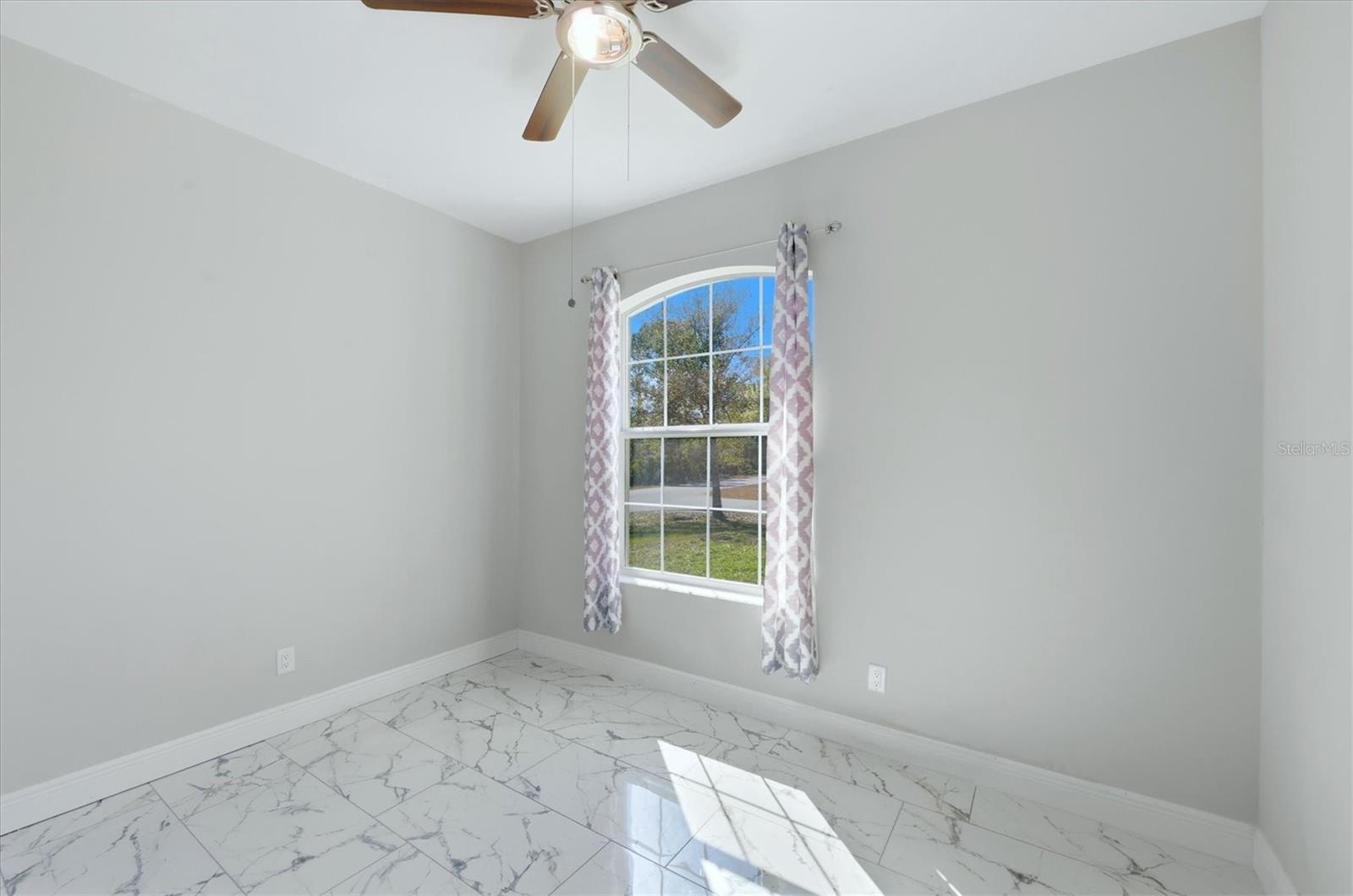 Image 19 of 26 For 3498 Dunkirk Street