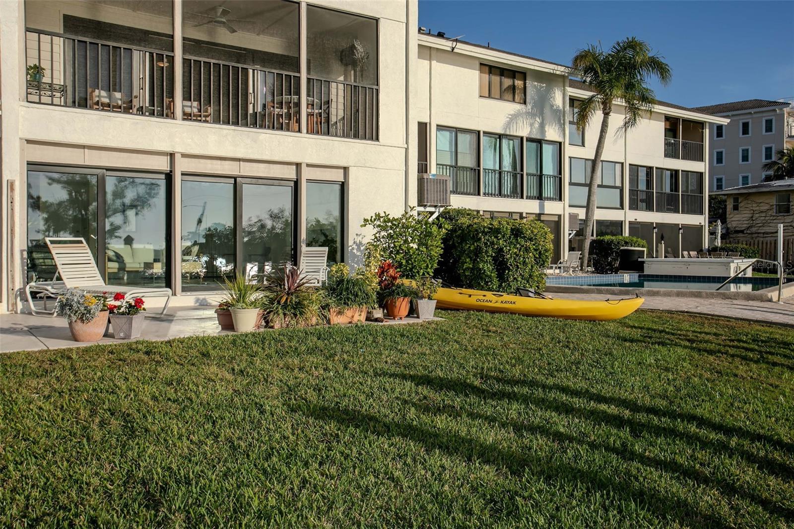 Image 54 of 71 For 9000 Midnight Pass Road 5