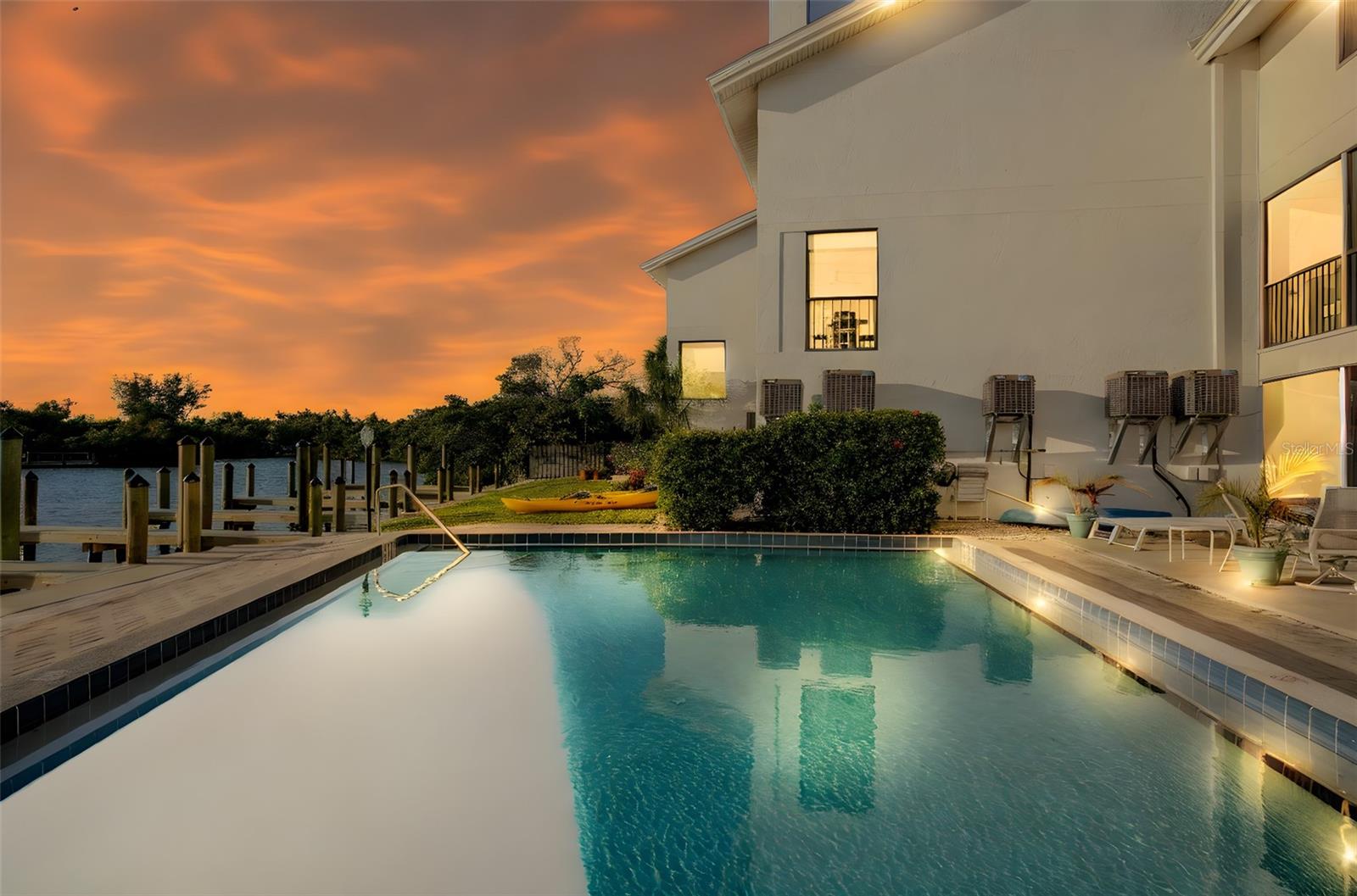 Image 58 of 71 For 9000 Midnight Pass Road 5