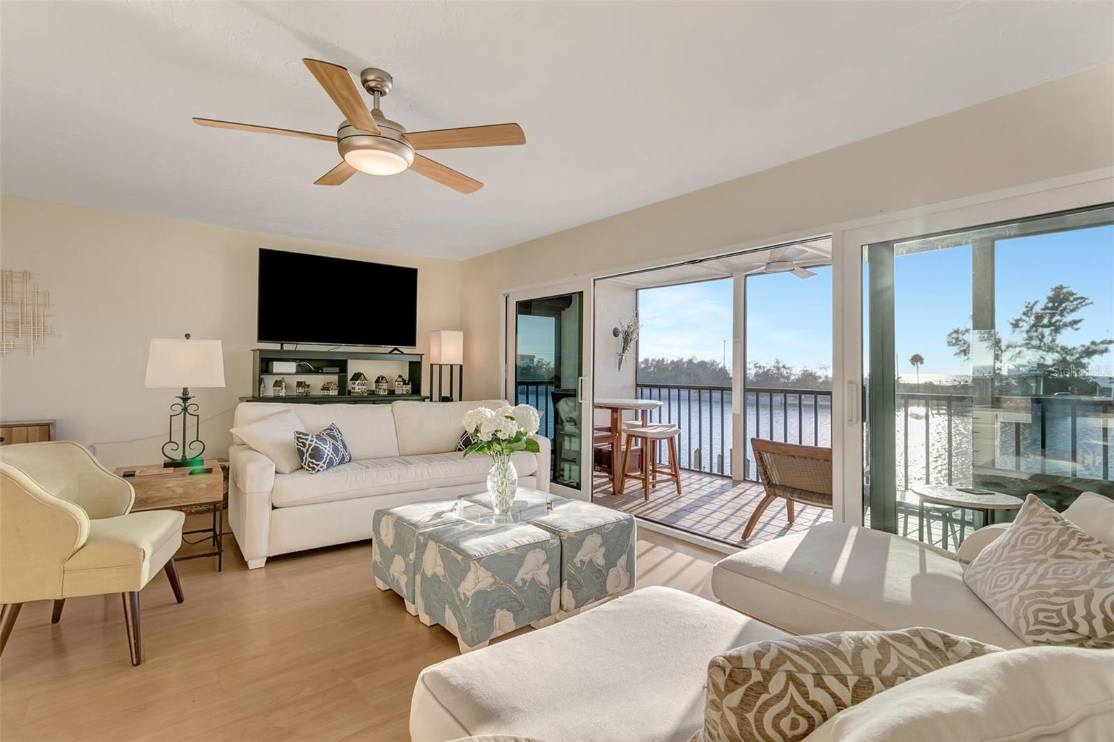 Image 63 of 71 For 9000 Midnight Pass Road 5