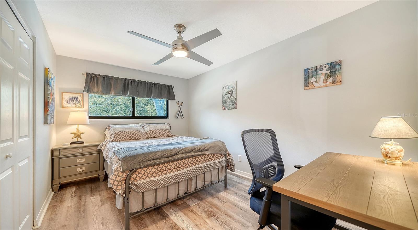 Image 18 of 37 For 6033 34th Street W 38