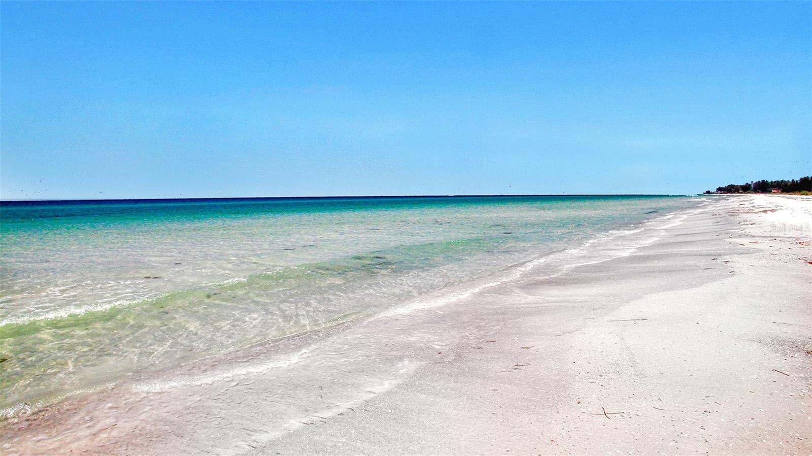 Image 32 of 37 For 6033 34th Street W 38