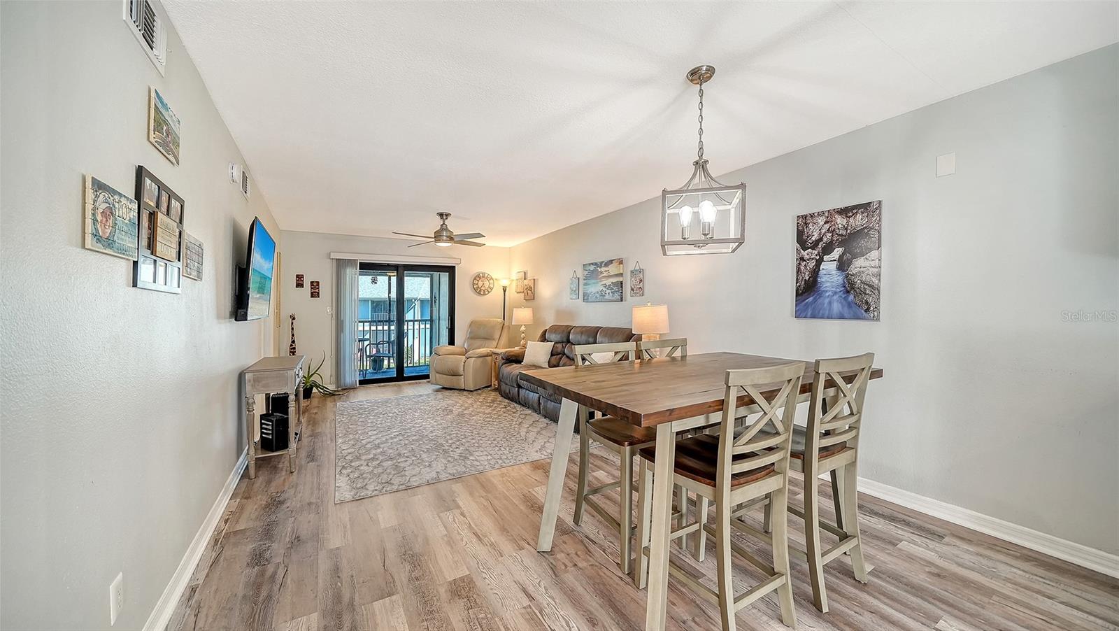 Image 6 of 37 For 6033 34th Street W 38