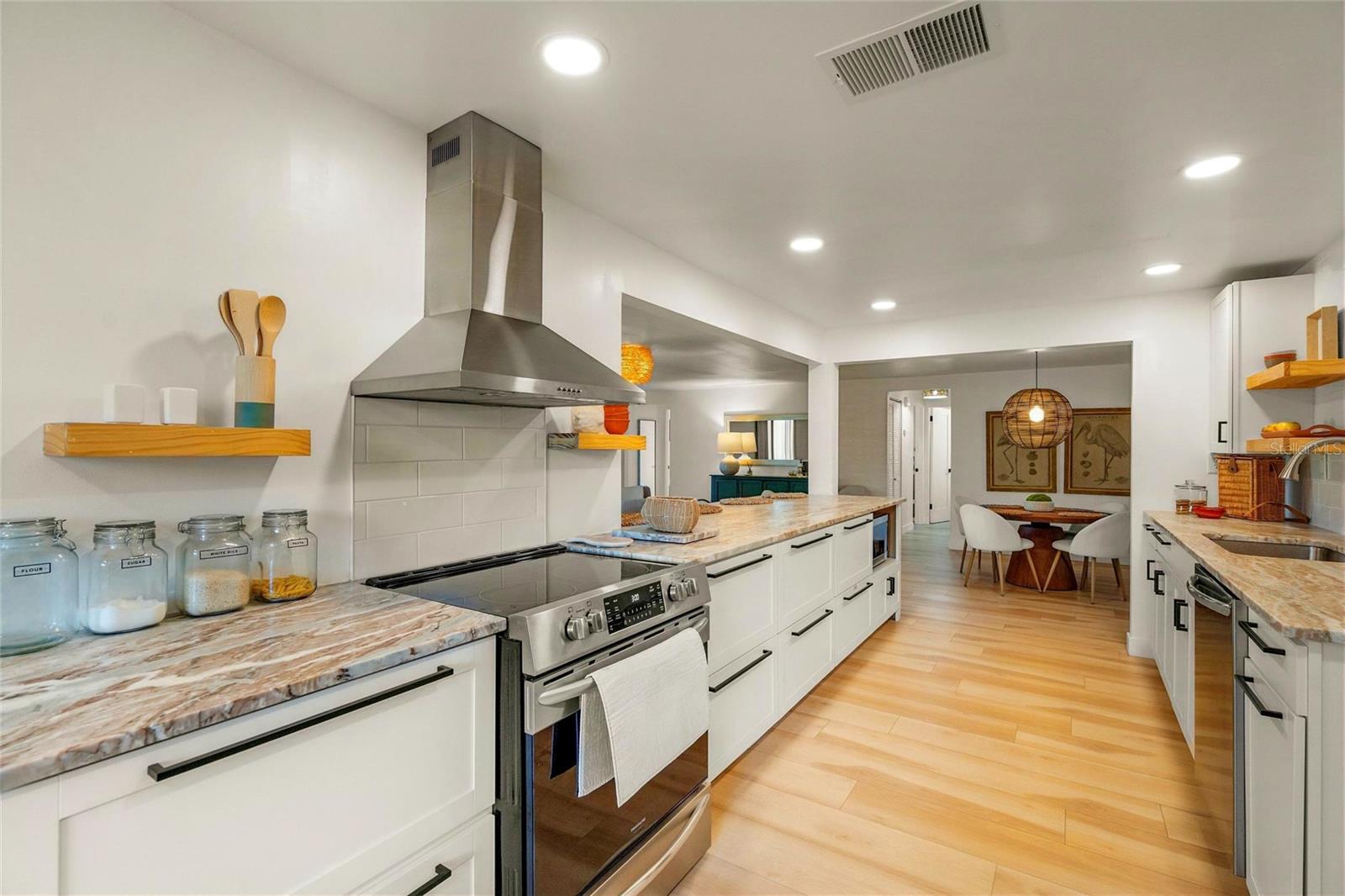 Image 15 of 70 For 401 Picasso Drive