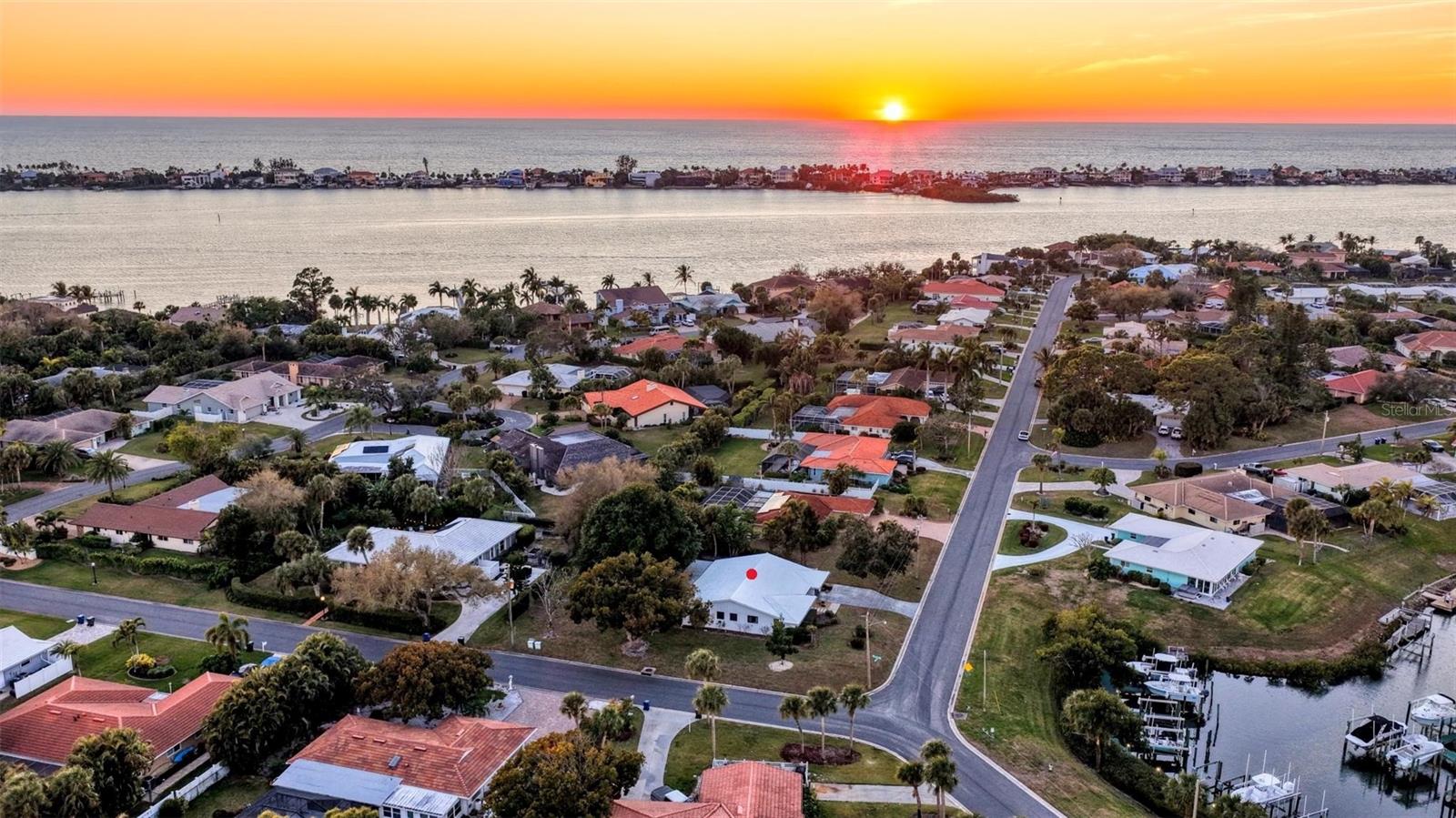 Image 2 of 70 For 401 Picasso Drive