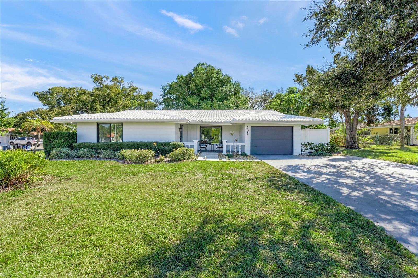 Image 3 of 70 For 401 Picasso Drive