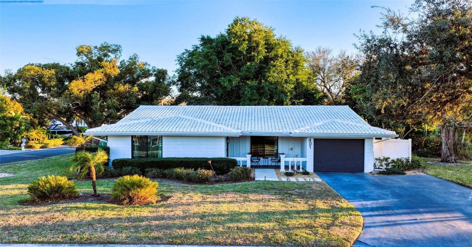 Image 50 of 70 For 401 Picasso Drive