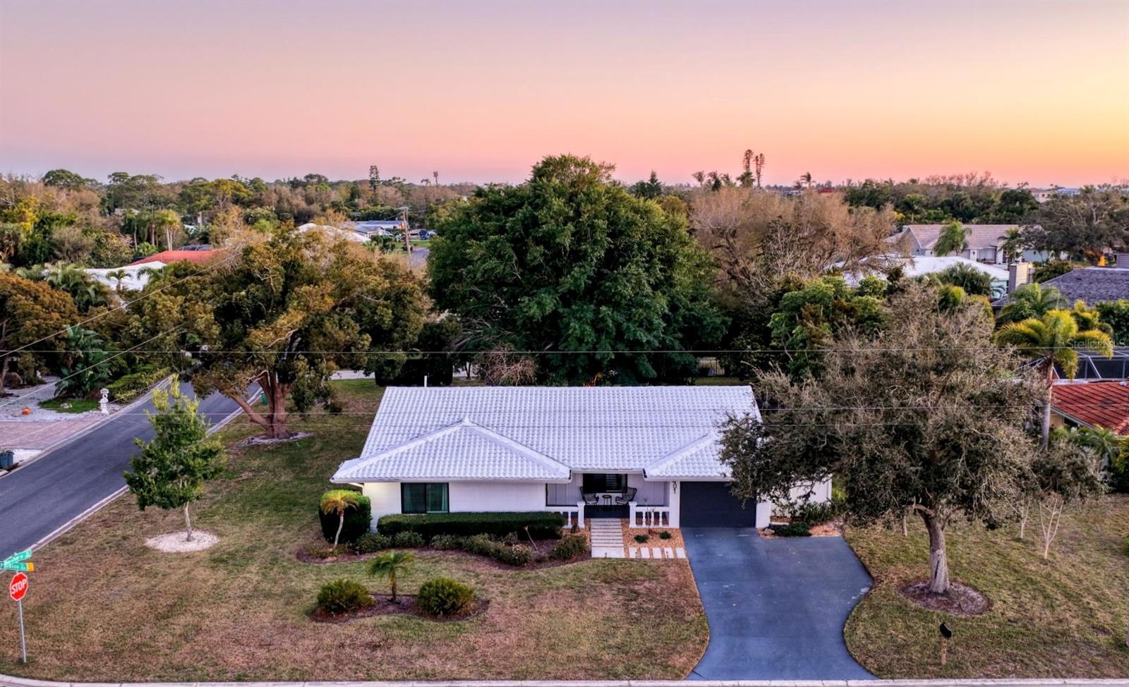 Image 51 of 70 For 401 Picasso Drive