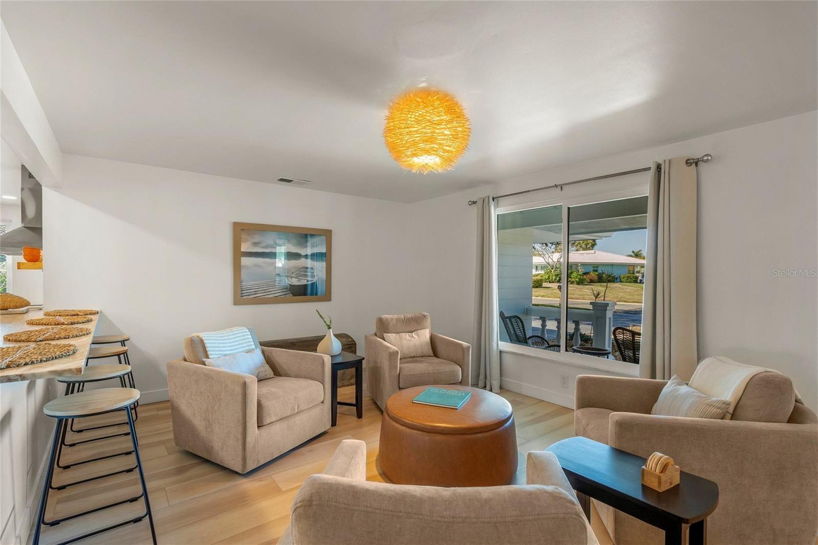 Image 8 of 70 For 401 Picasso Drive