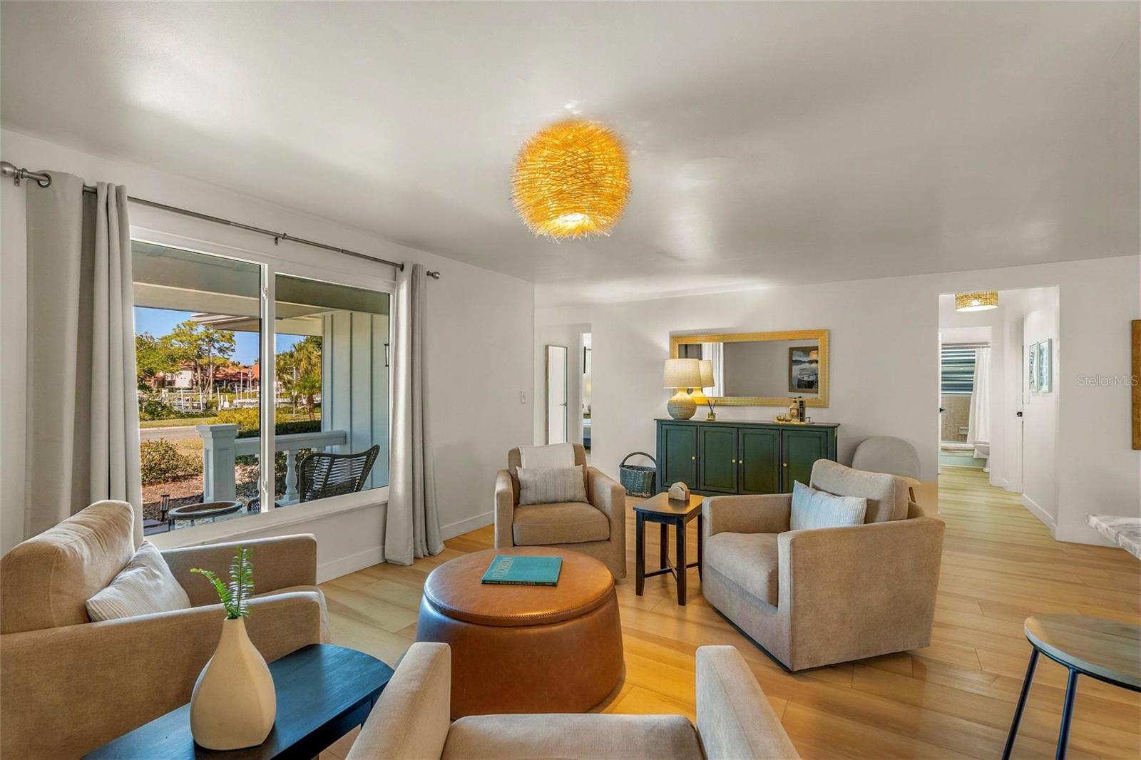 Image 9 of 70 For 401 Picasso Drive