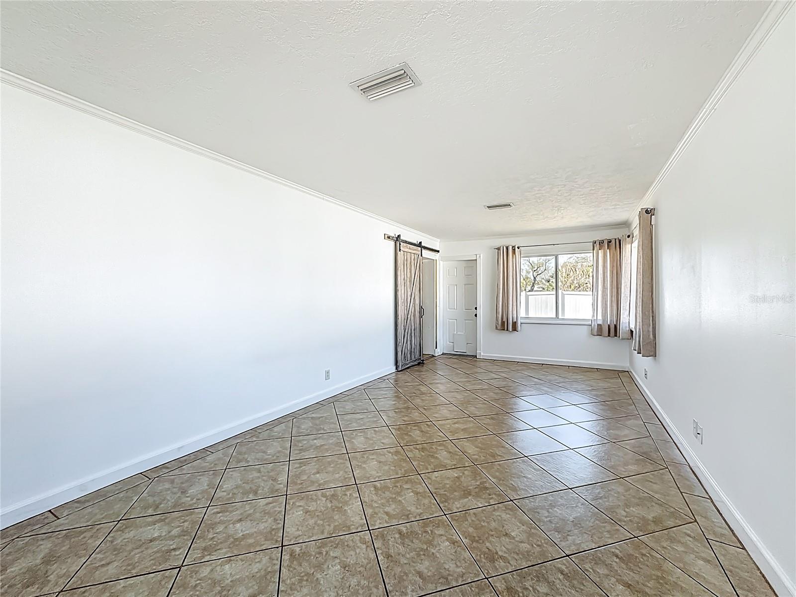 Image 17 of 38 For 5436 3rd Street E