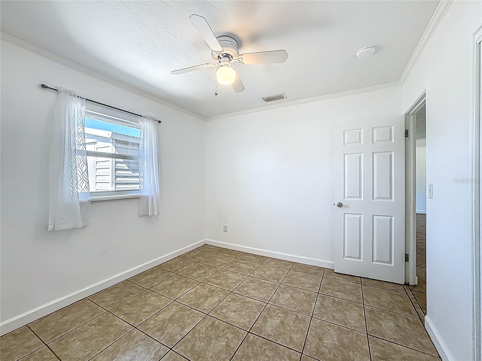 Image 23 of 38 For 5436 3rd Street E