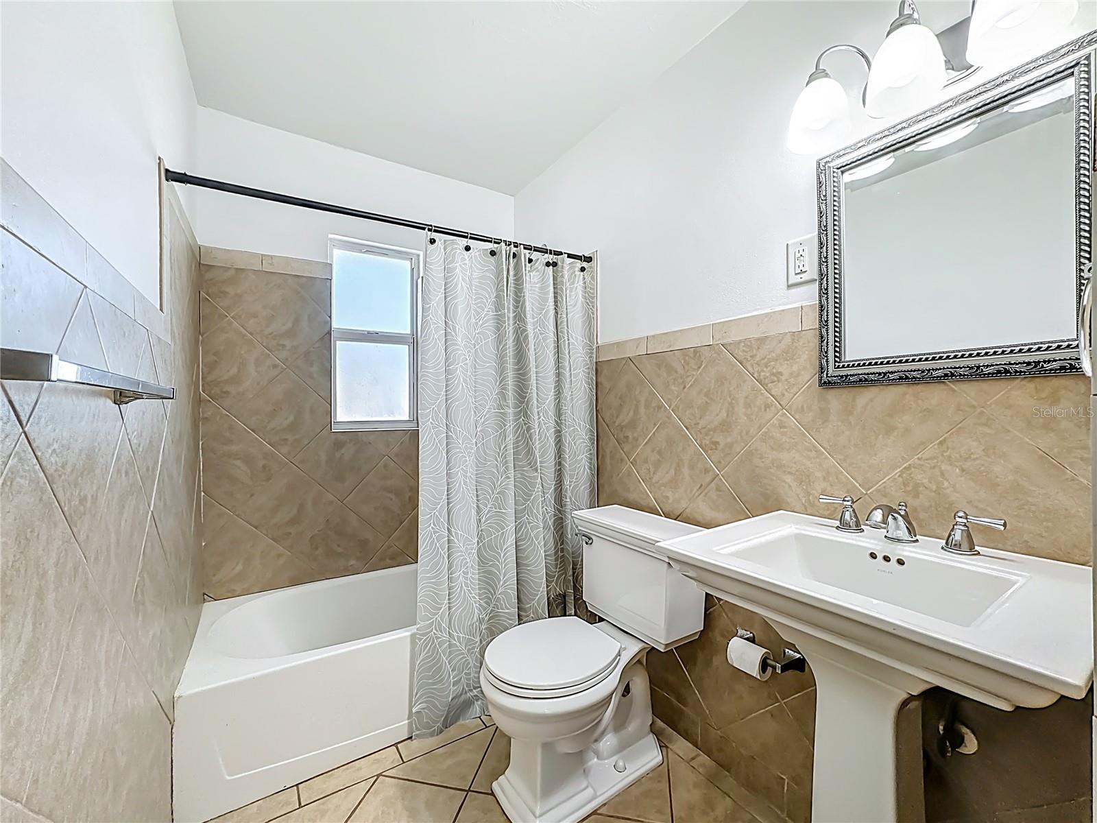 Image 24 of 38 For 5436 3rd Street E