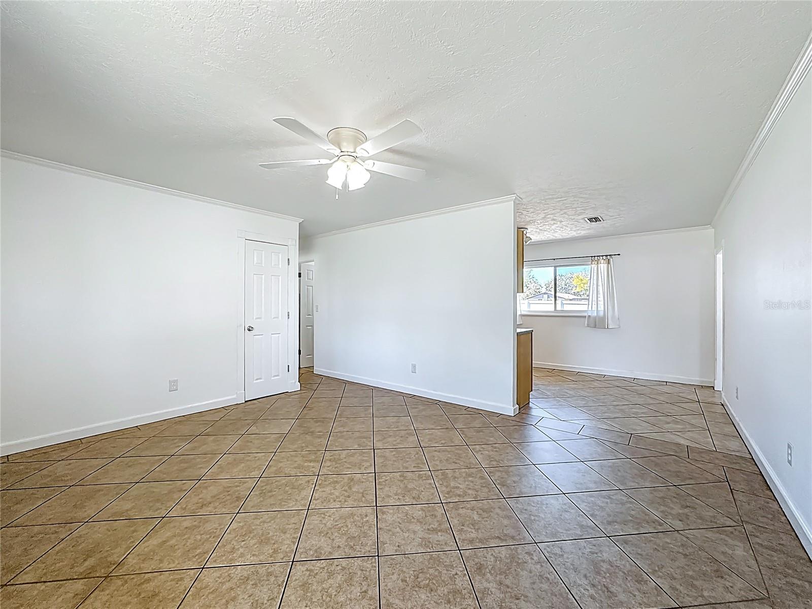 Image 7 of 38 For 5436 3rd Street E