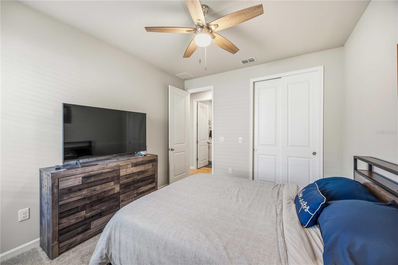 Image 14 of 28 For 20453 Bandera Place