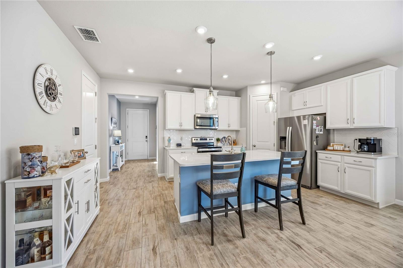 Image 6 of 28 For 20453 Bandera Place