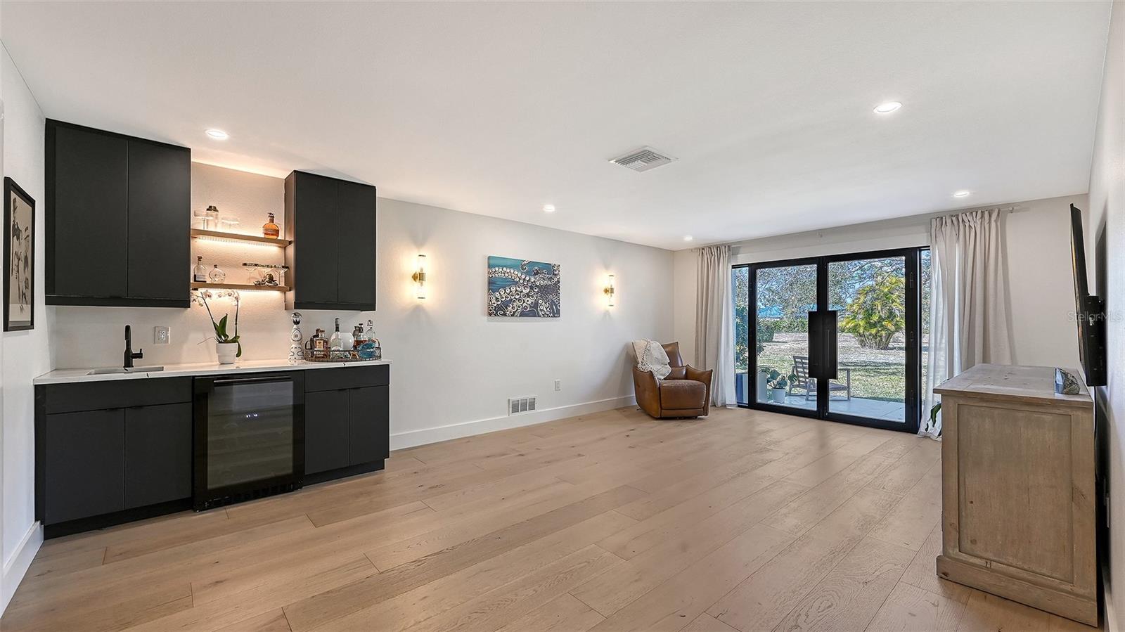 Image 15 of 37 For 1471 Shoal Way