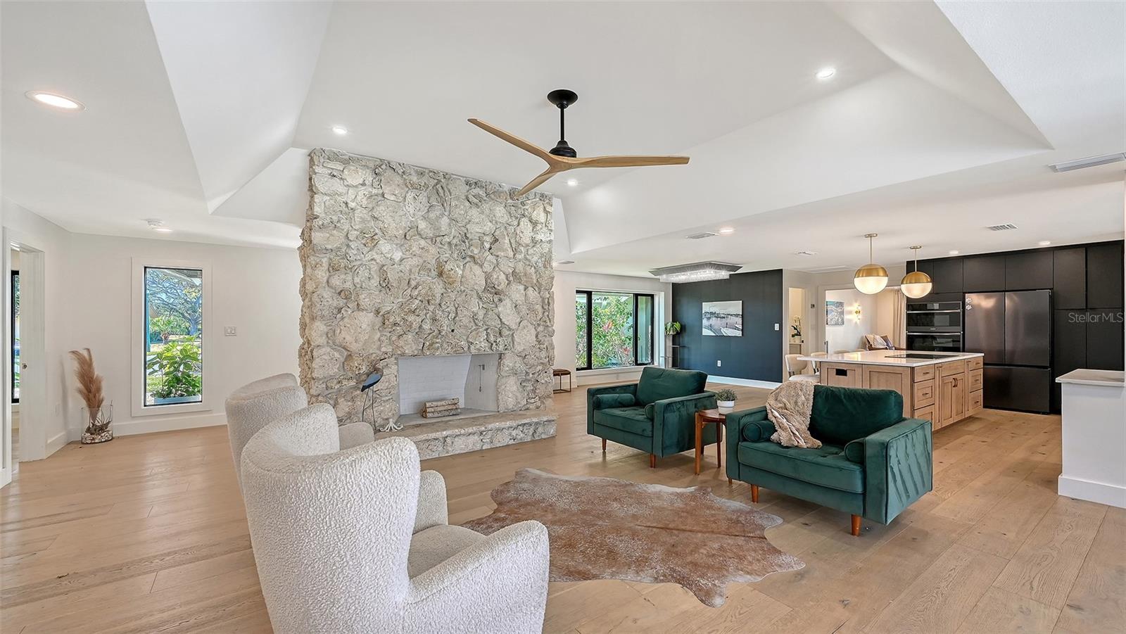 Image 6 of 37 For 1471 Shoal Way