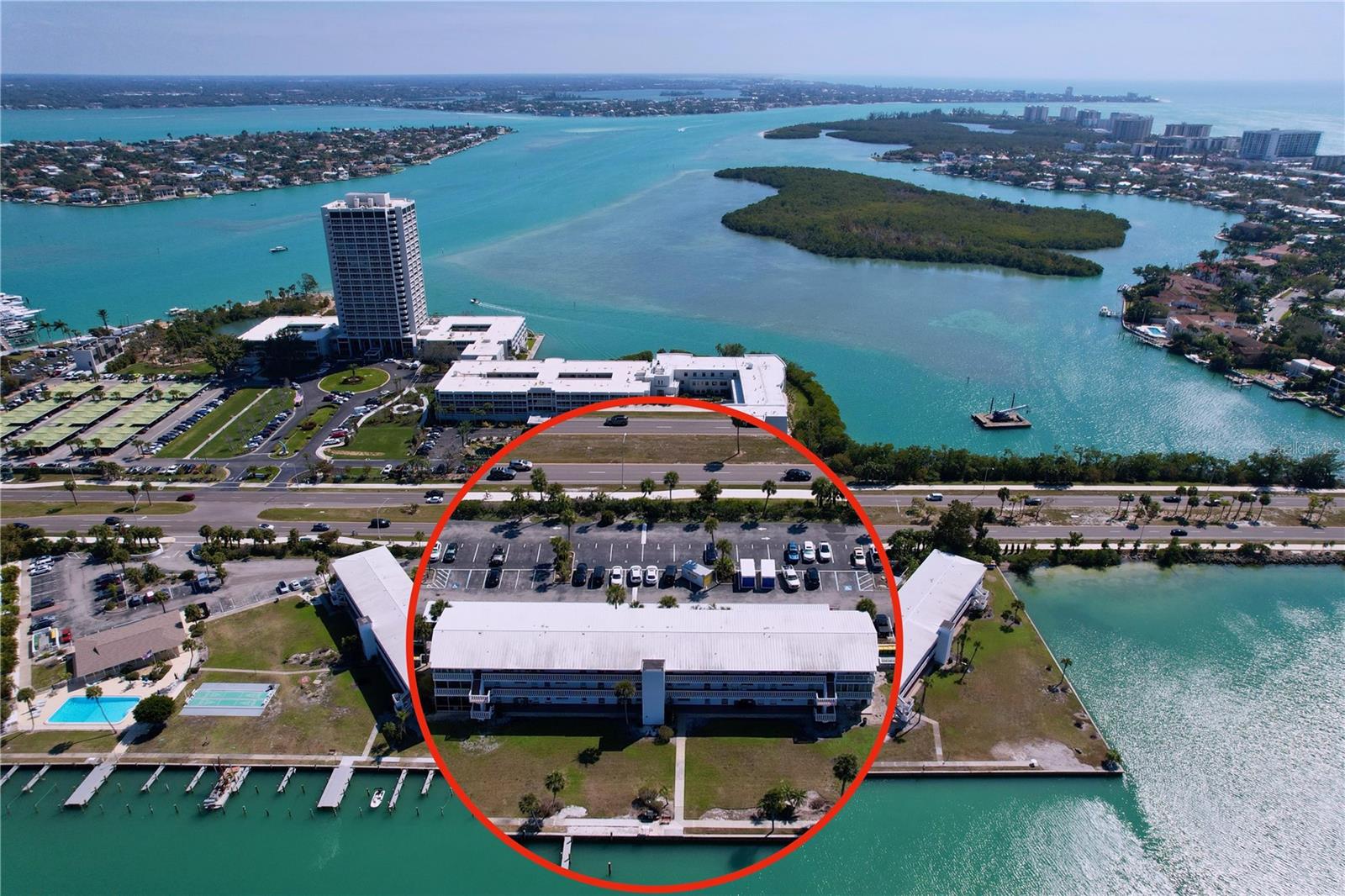 Image 63 of 77 For 763 John Ringling Boulevard 36