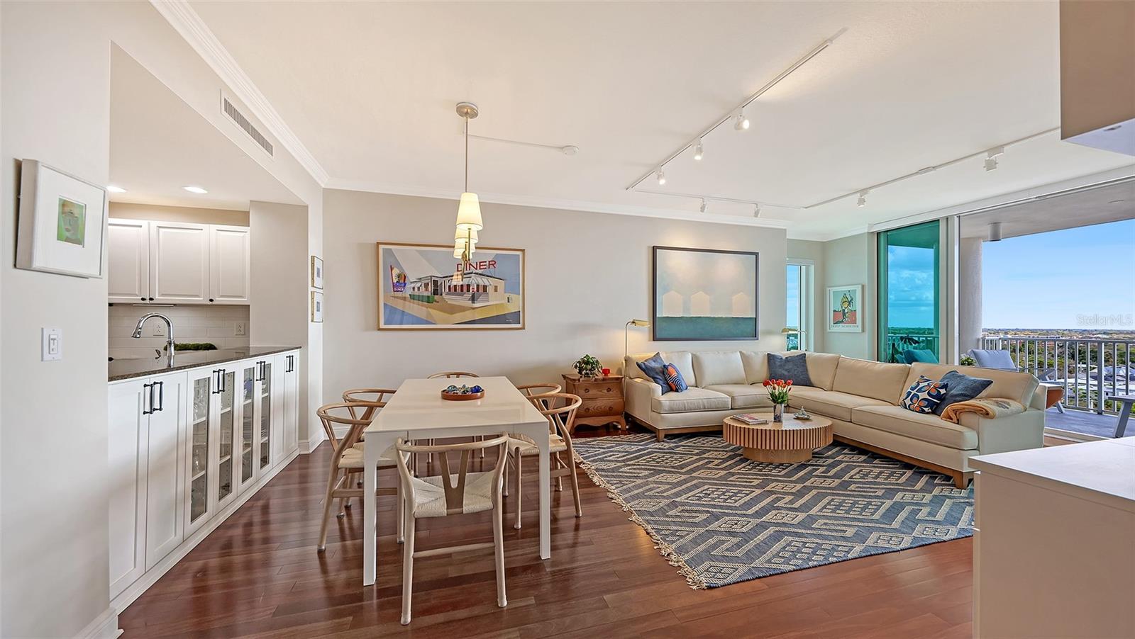 Image 11 of 40 For 1771 Ringling Boulevard 1008