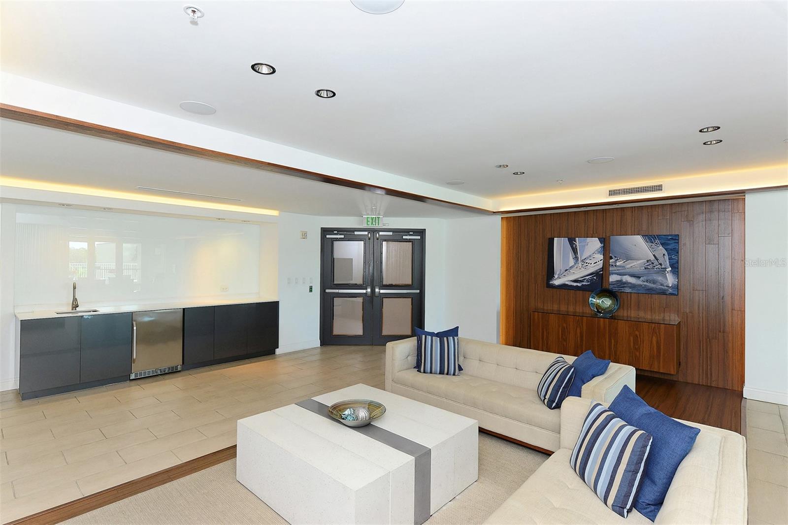 Image 31 of 40 For 1771 Ringling Boulevard 1008