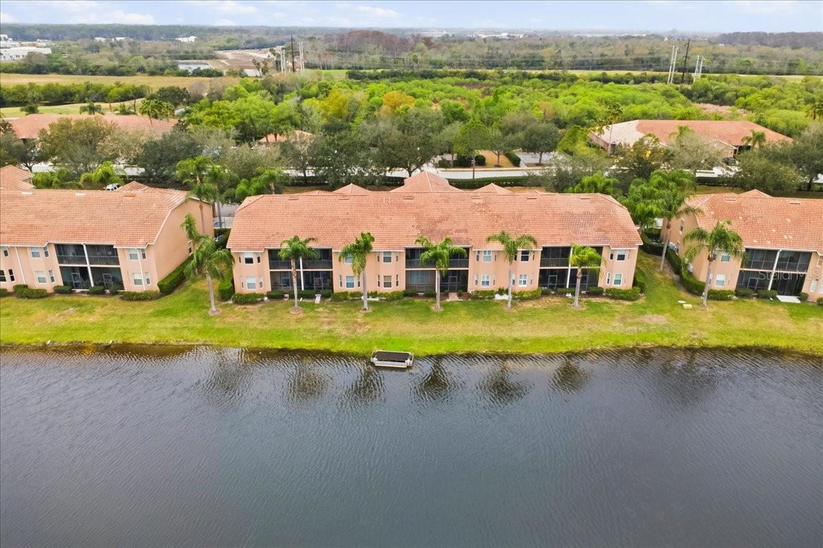 Image 40 of 63 For 923 Fairwaycove Lane 103