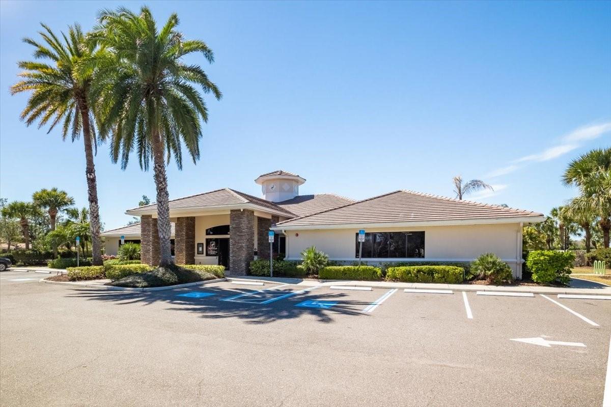 Image 58 of 63 For 923 Fairwaycove Lane 103