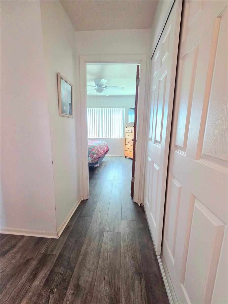 Image 3 of 8 For 1816 Restful Drive M22