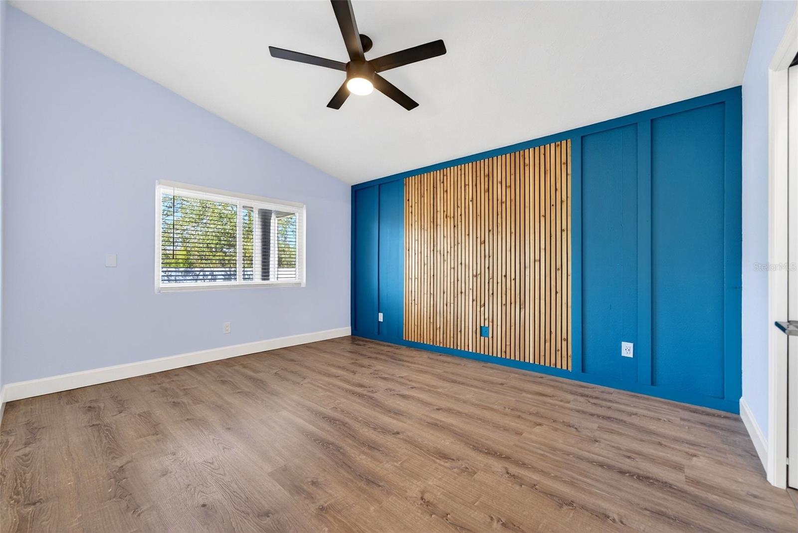 Image 18 of 62 For 4444 Sanibel Way