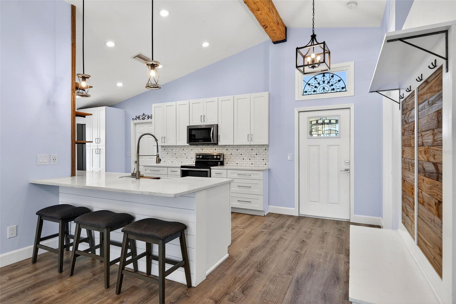 Image 6 of 62 For 4444 Sanibel Way