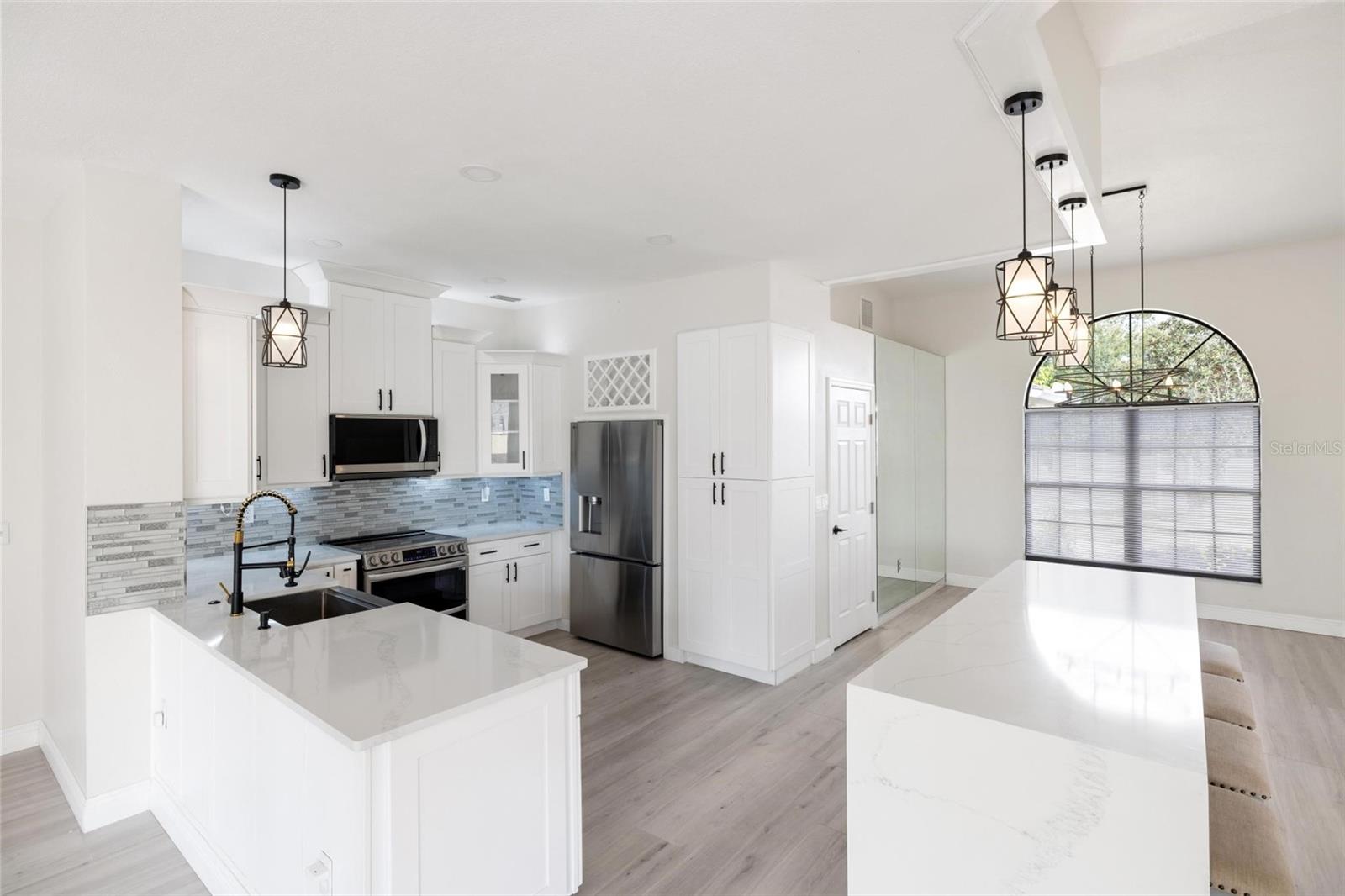 Image 10 of 34 For 4608 Vintage Drive