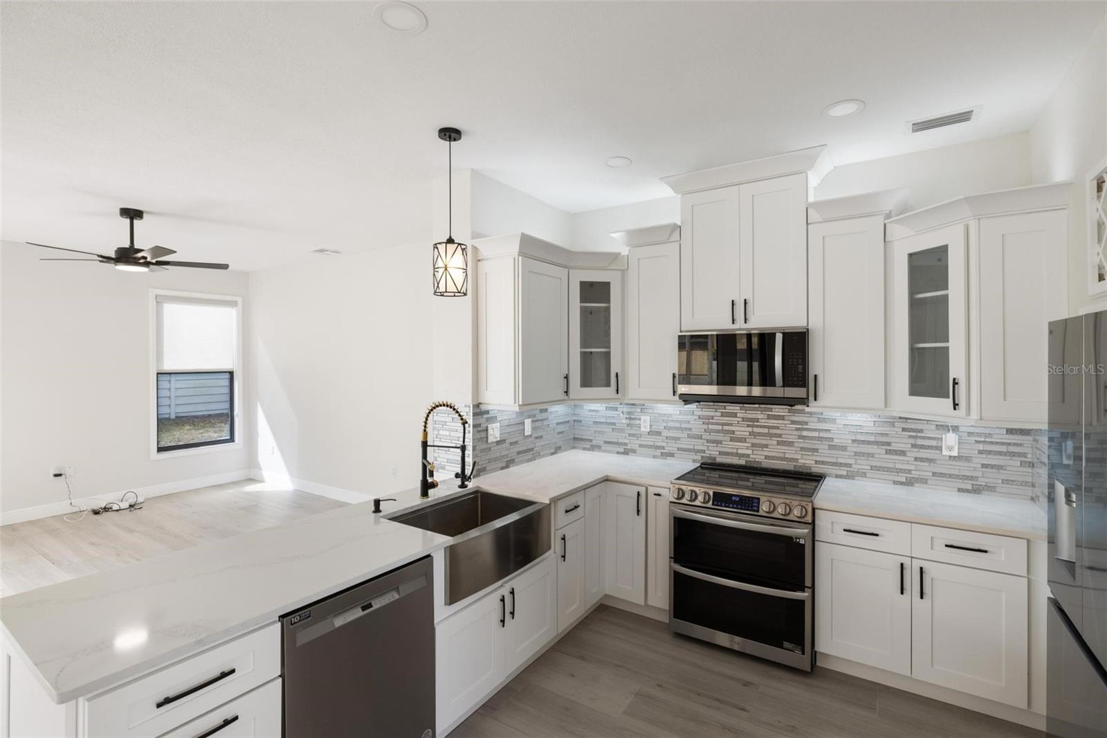 Image 11 of 34 For 4608 Vintage Drive