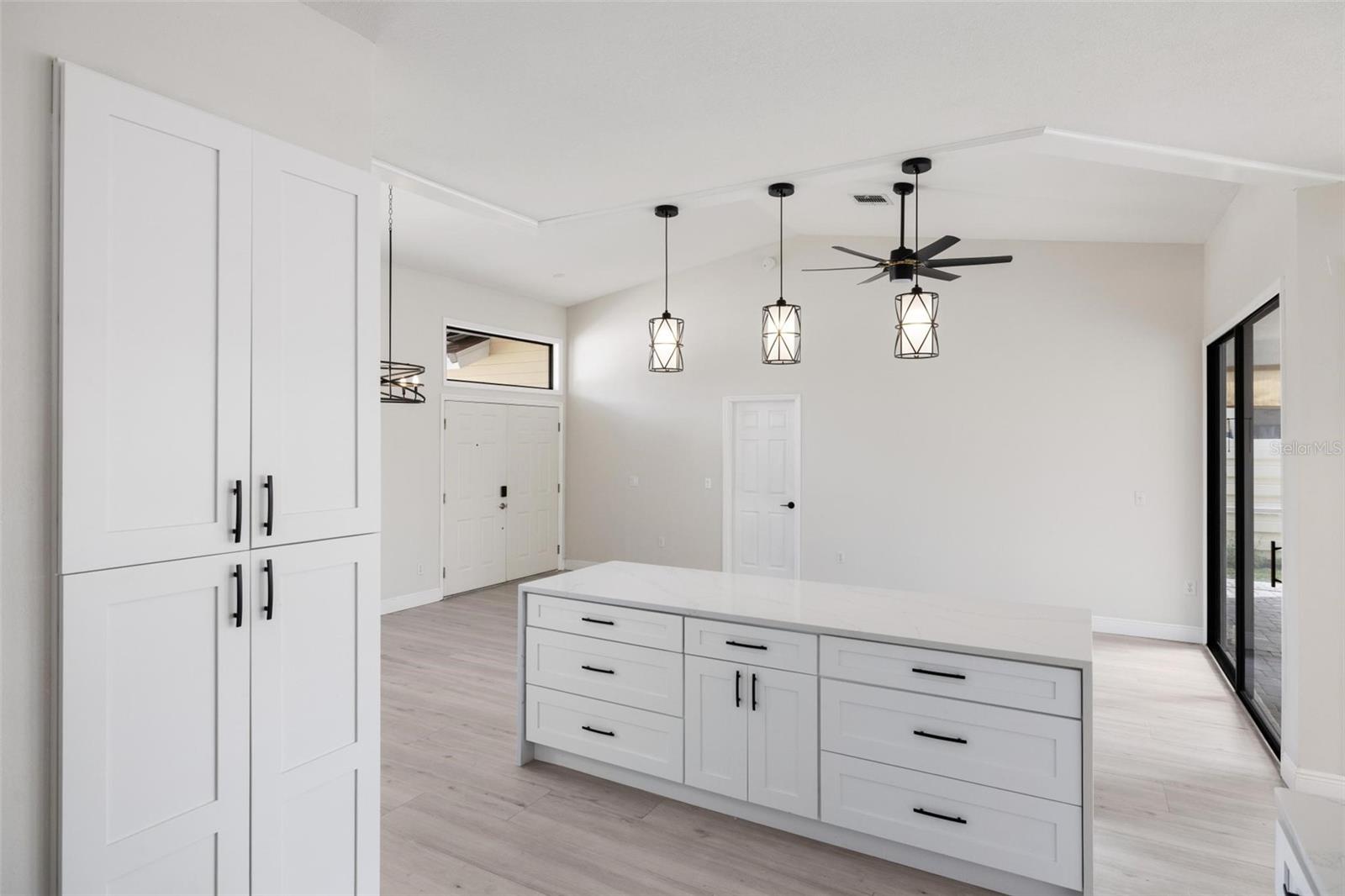 Image 15 of 34 For 4608 Vintage Drive