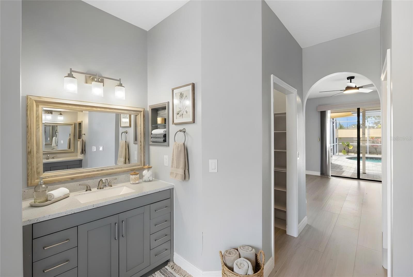 Image 21 of 34 For 4608 Vintage Drive