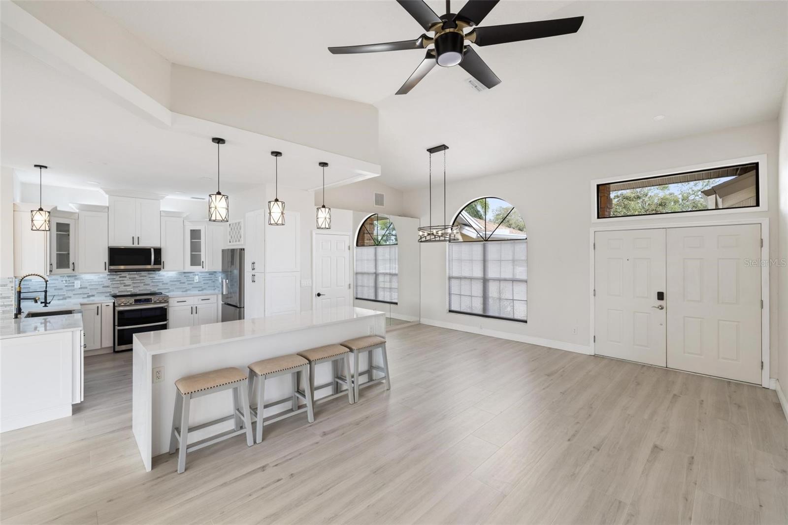 Image 8 of 34 For 4608 Vintage Drive