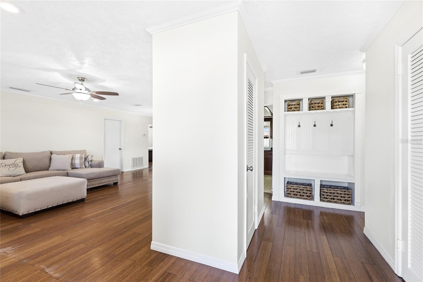 Image 6 of 29 For 5715 2nd Avenue Drive Nw